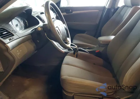 2010 Hyundai Sonata Gls z USA, uszkodzony, nr VIN 5NPET4AC5AH623678